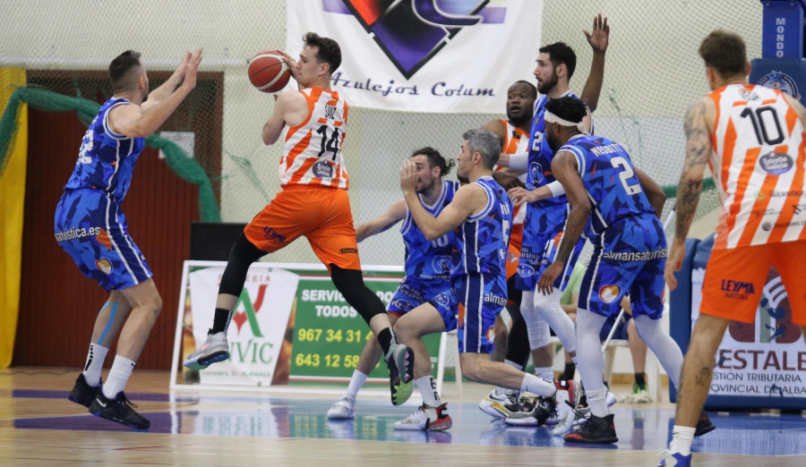 El Leyma ‘salva’ al Almansa y no evita al Basquet Girona