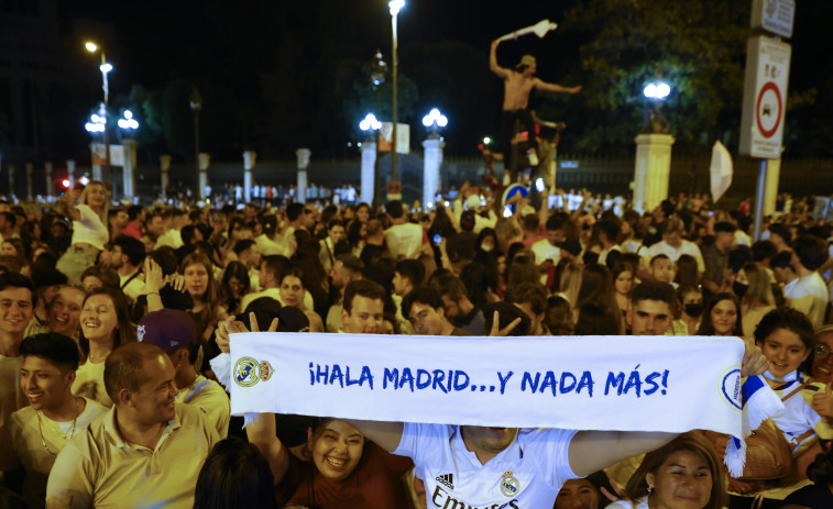 Más de 50.000 personas celebraron en Cibeles la victoria del Real Madrid