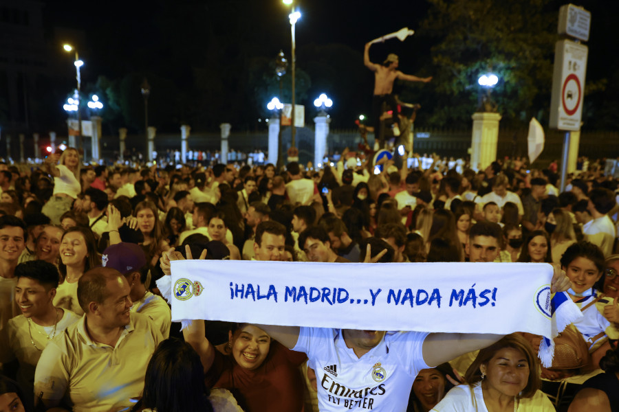 Más de 50.000 personas celebraron en Cibeles la victoria del Real Madrid