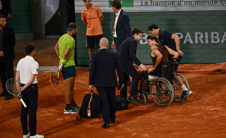 Nadal accede a su decimocuarta final en París tras el abandono de Zverev