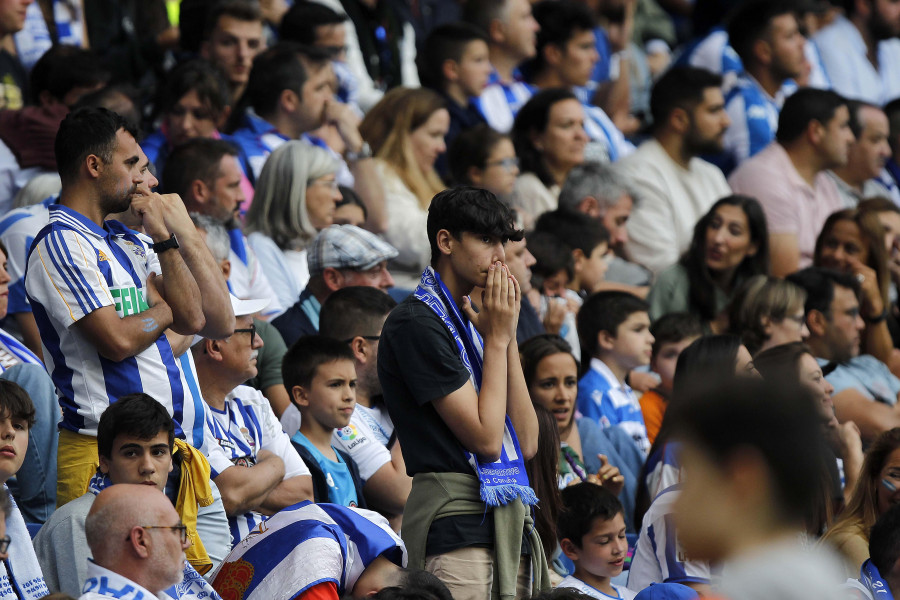 La afición de Unionistas vuelve a acordarse del Depor