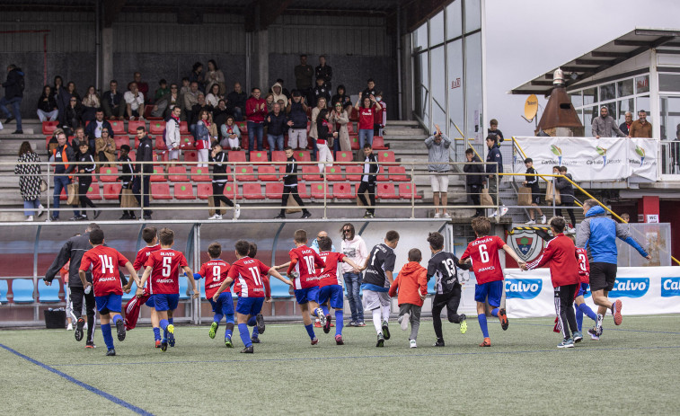 El Pabellón se consagra en el Torneo Alevín Concello de Carballo