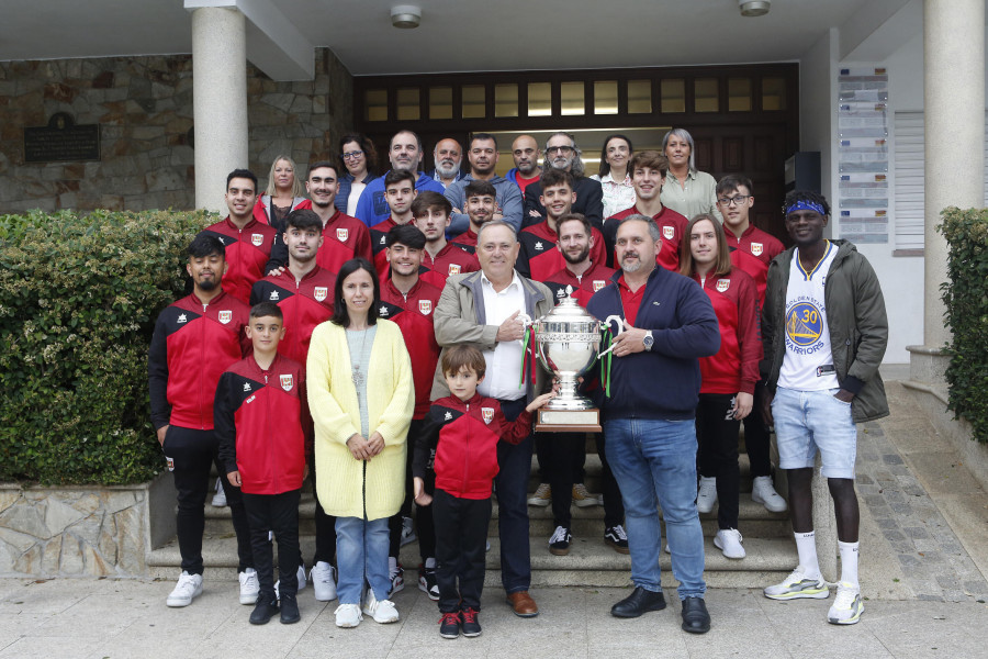 Recepción en el Concello a los ganadores de la Copa