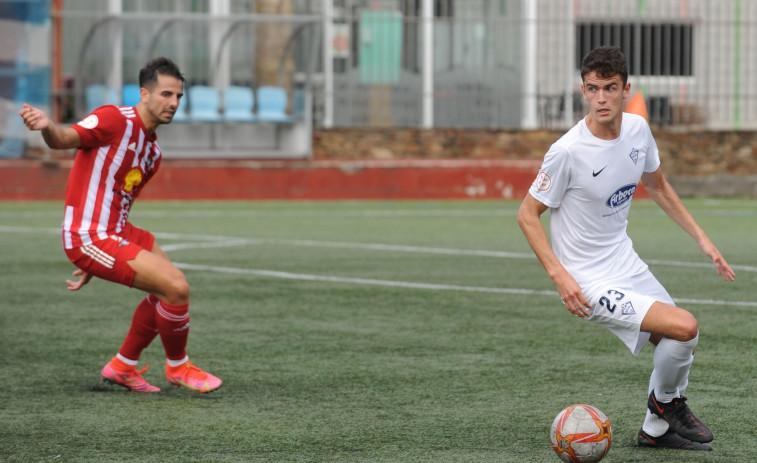 El central Nico Clouston llega procedente del Silva