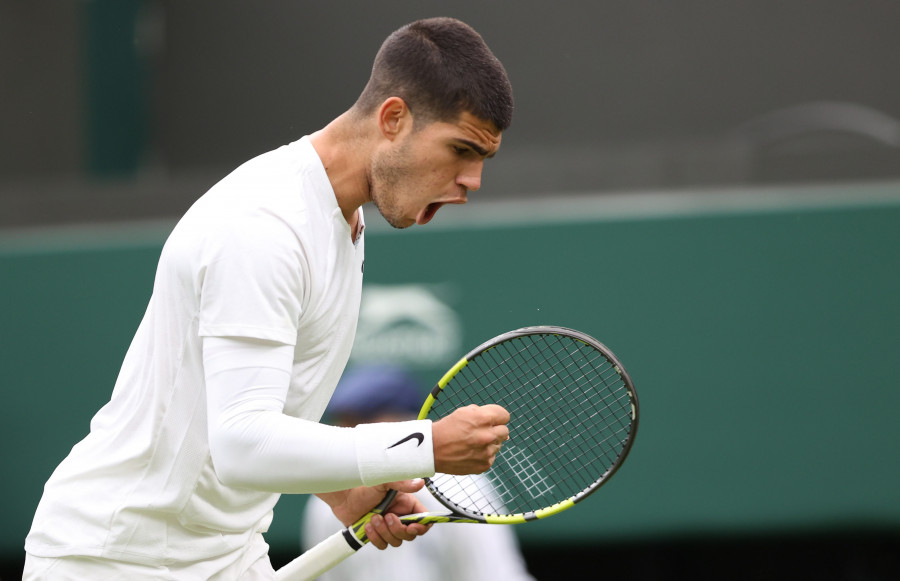 Alcaraz remonta ante  Struff