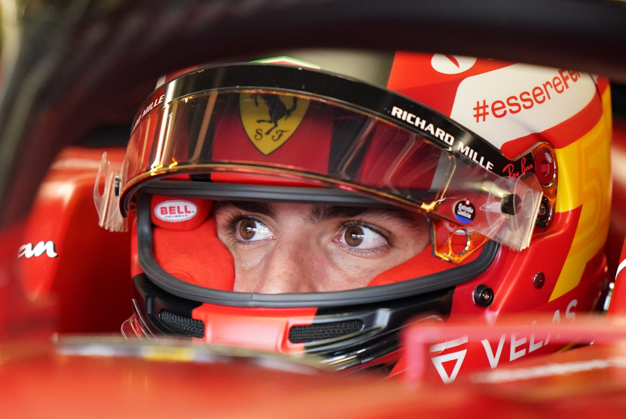 Sainz logra la 'pole' 23 para España, 10 años después de la última de Alonso
