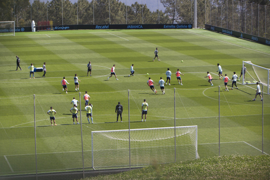 El Celta inicia la pretemporada sin Brais Méndez pero con Denis Suárez