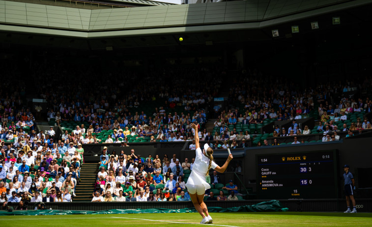 Sancionan con 900.000 euros al tenis británico por el veto a rusos
