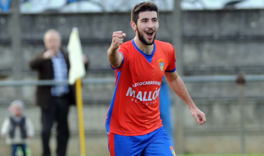 Christian continúa fiel  al equipo betanceiro