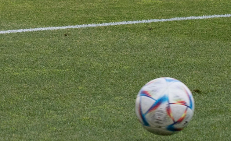 El fútbol gallego utilizará el balón del Mundial de Qatar