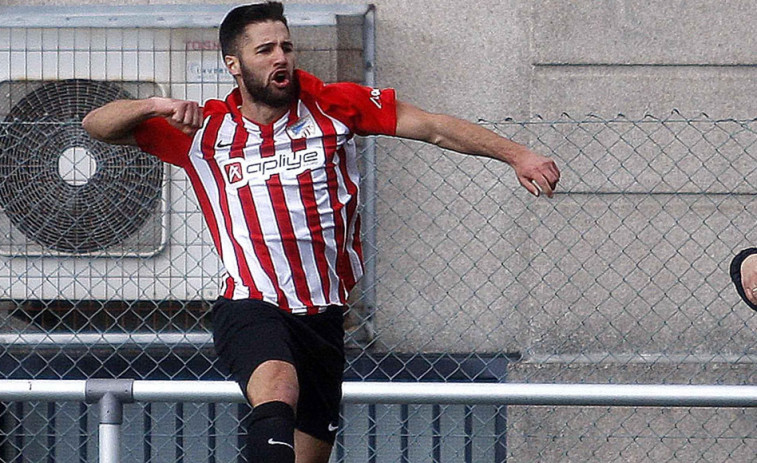Pablo Ramos, nuevo futbolista renovado por el Arteixo