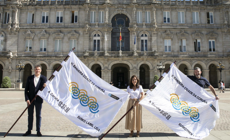 El trofeo 'Bandeira Cidade da Coruña' de traineras se disputa este fin de semana