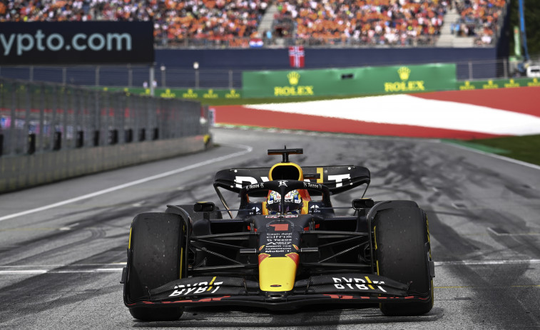 Verstappen sale primero en Austria; Sainz, tercero; Pérez, quinto y Alonso 19