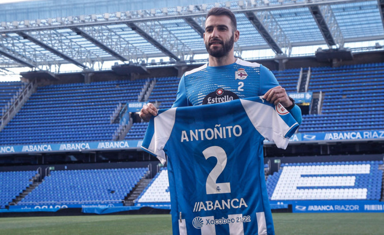 El Deportivo peina canas