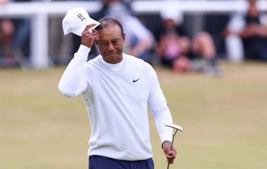 Tiger Woods, desafortunado y emocionado, no pasa el corte