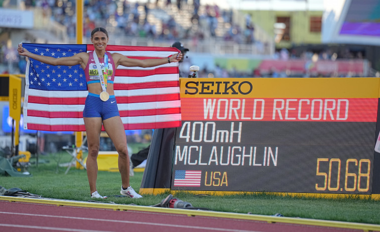 McLaughlin destroza el crono en 400 vallas y García León repite oro en marcha
