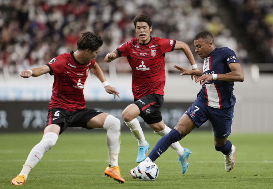 Sarabia y Mbappé encaminan la goleada del PSG al Urawa Red Diamonds