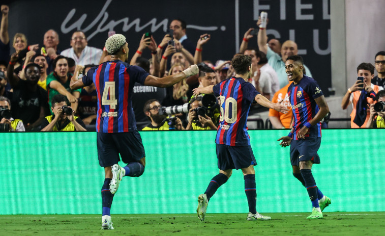 Raphinha firma la victoria del Barcelona en el clásico de Las Vegas