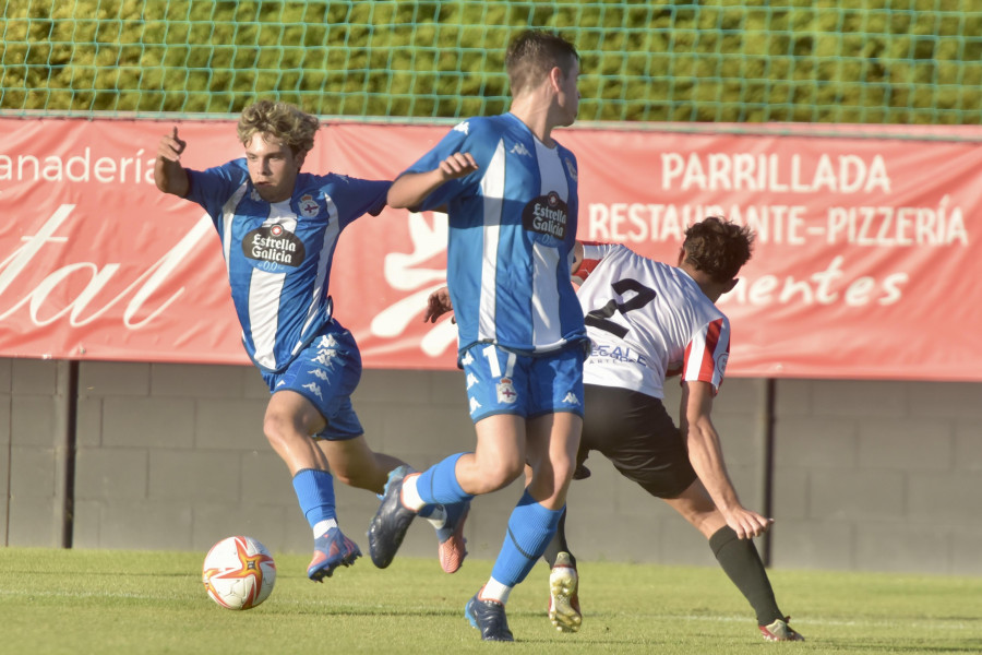 La cantera del Depor brilla en el primer amistoso