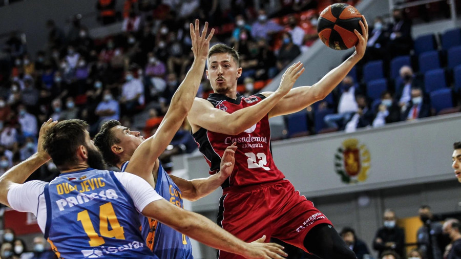 Aleix Font es la tercera cara nueva del Leyma Basquet Coruña