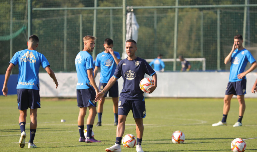 El Depor testa su nivel ante la Ponferradina con Isi Gómez