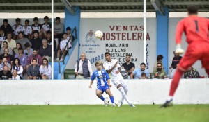 Gran ambiente de fútbol en Cantarrana