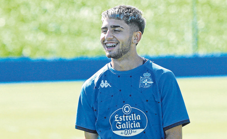 Yeremay renueva con el Depor hasta 2026 con opción a un año más