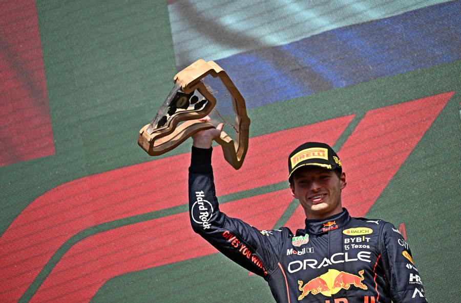 Verstappen refuerza más su liderato al ganar delante de Pérez y Sainz en Spa