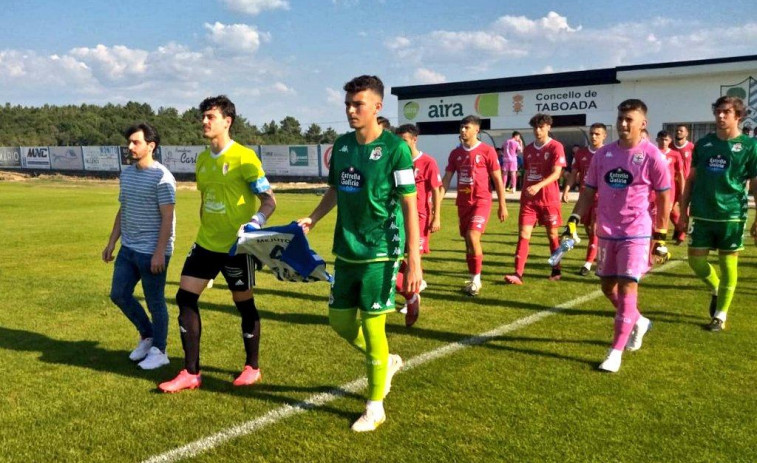 El Fabril se impone al Compostela con goles de Nájera y Tim Caroutas