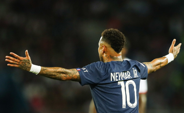 Neymar supera a Neymar