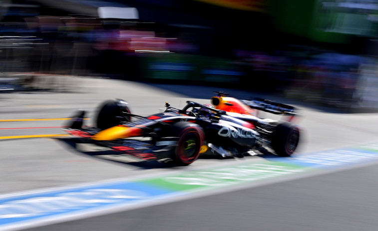 Verstappen, pole en casa por delante de los Ferrari y Sainz saldrá tercero