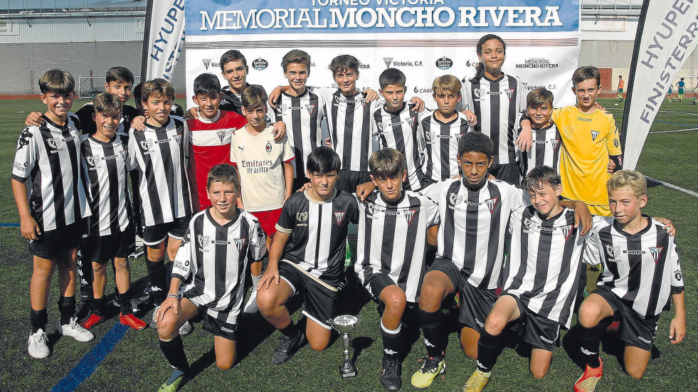 Punto y seguido en el Memorial Moncho Rivera