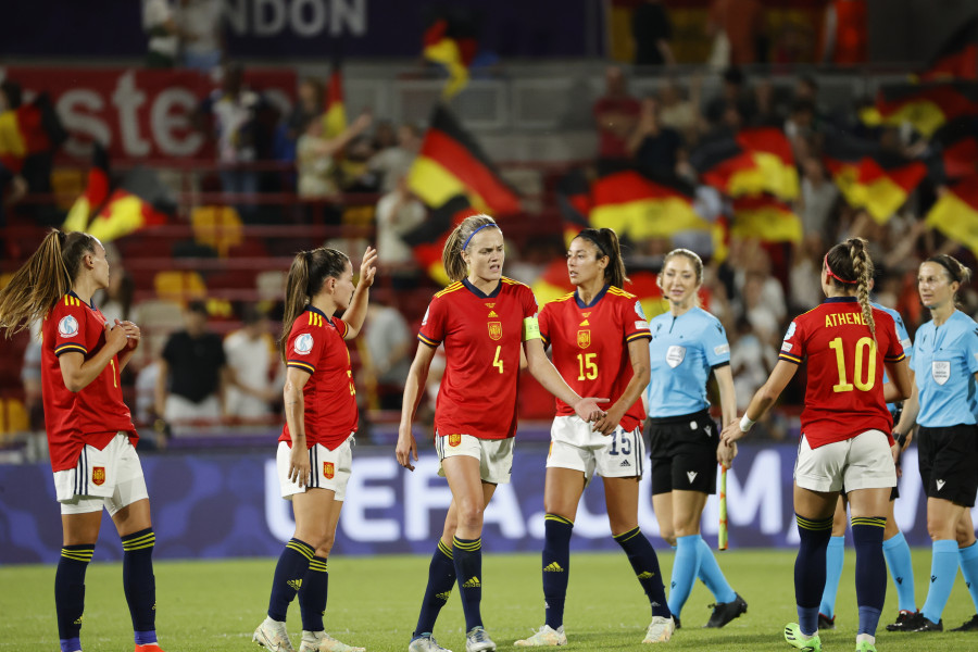 La selección española aspira a la perfección en medio del caos