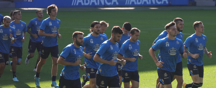 El Deportivo,  a vueltas  con el once