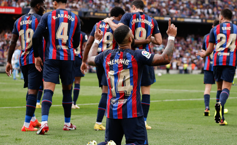 El Barcelona vuelve a dormir como líder dos años después  (3-0)