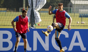 Borja Jiménez prueba un once con Trilli, Álex como central, Olabe y Svensson