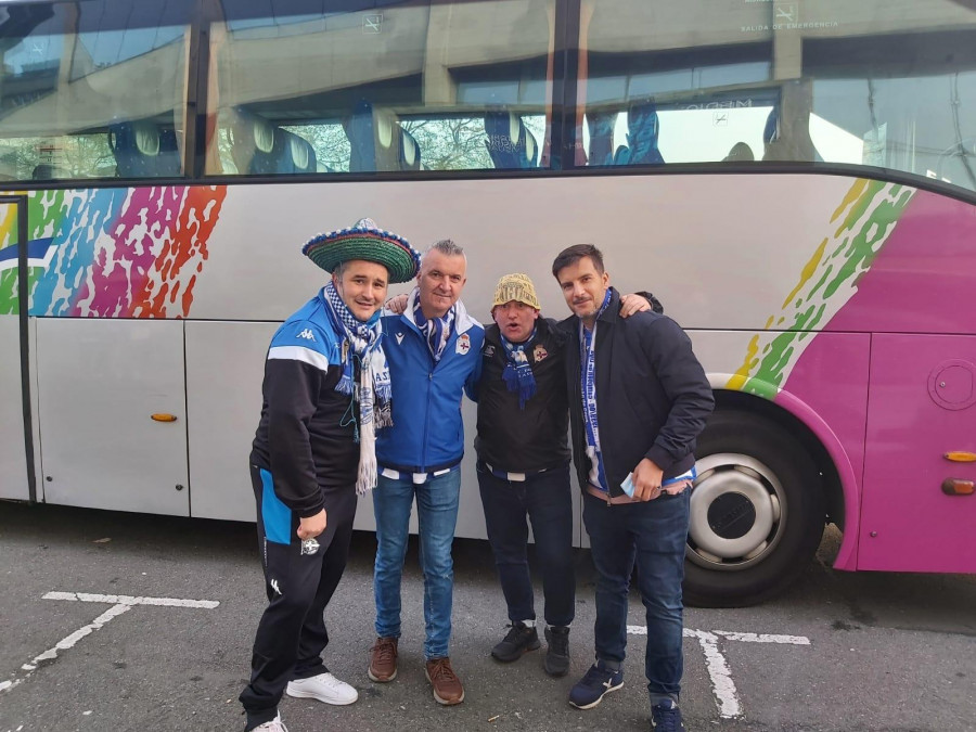 Cuatro buses partirán a las 15.00 hacia Vigo