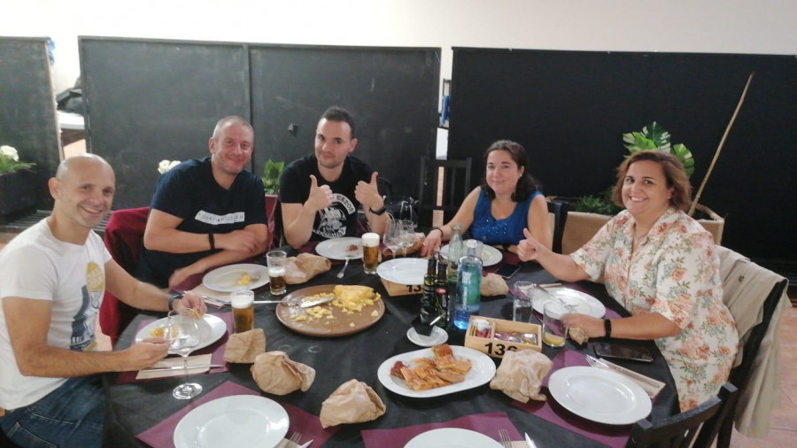 Primera cena de la temporada de la peña ‘La Cuesta’