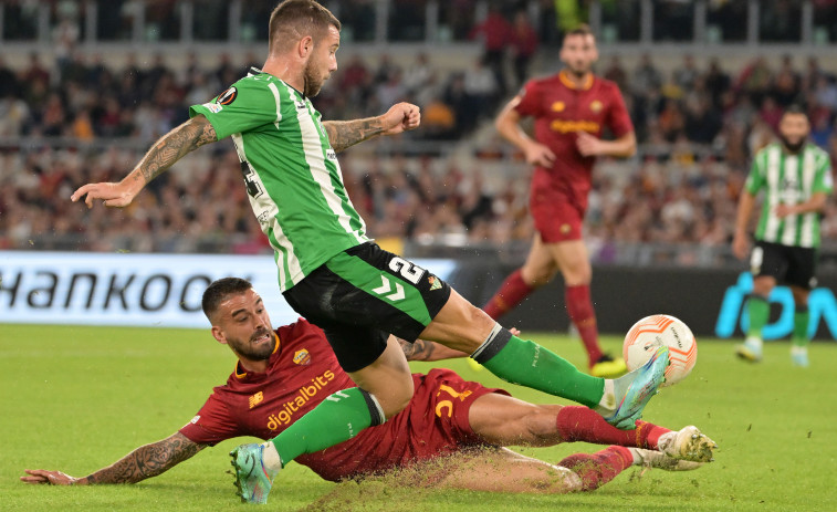 El Betis asalta el Olímpico tras remontarle a la Roma