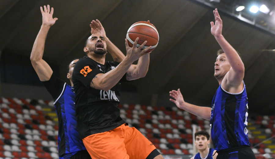 El Leyma Basquet Coruña  arranca en quinta