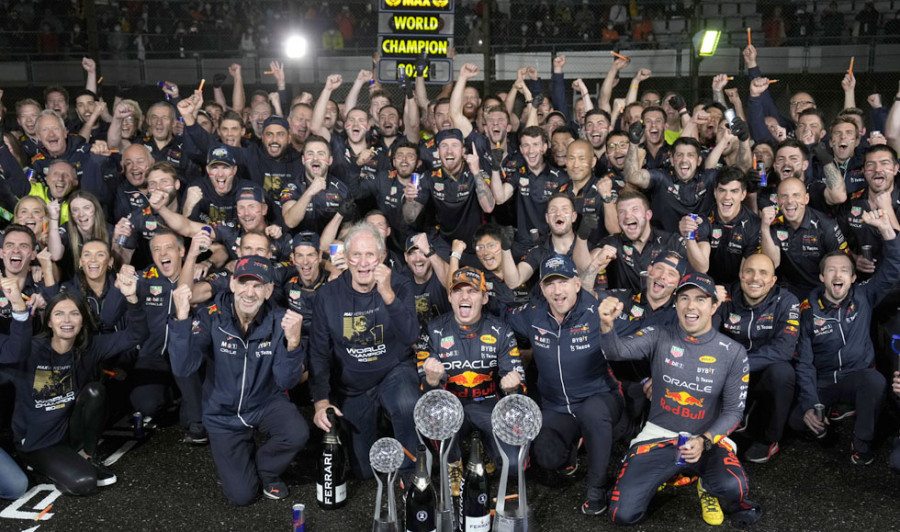 Llega el bicampeonato, Verstappen gana en Suzuka