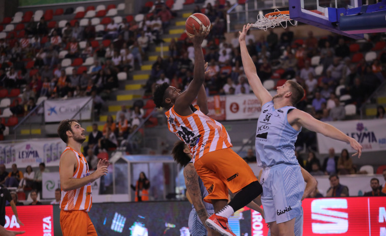 El MVP tumba al Leyma y apaga O Forno de Riazor (63-71)