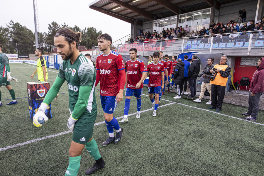 El Bergantiños ha apostado de inicio por 17 de 19 de sus futbolistas