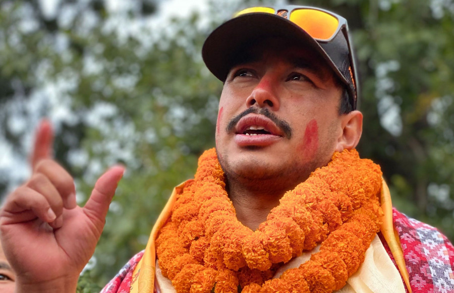 El montañero Nirmal Purja "Nims", implicado en un accidente mortal de un paracaidista