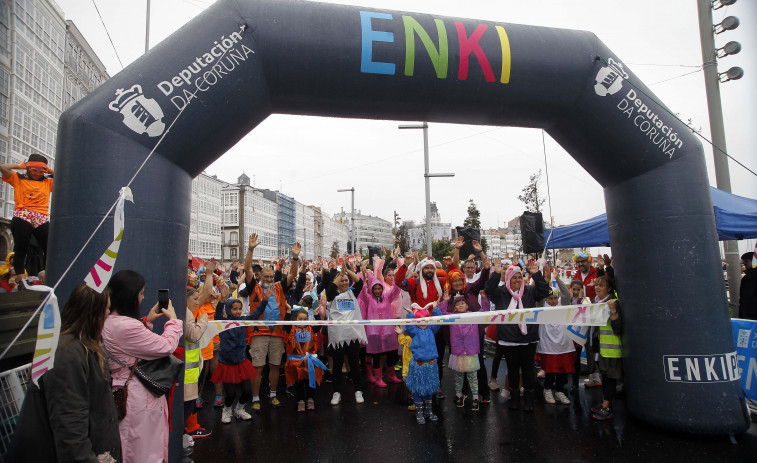 Nueva quedada ENKI: travesía a nado y carrera hasta María Pita