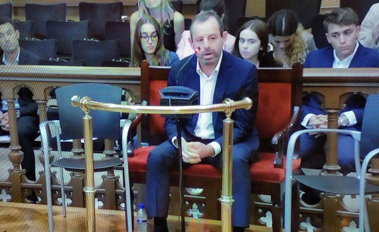 Rosell dice que fichó a Neymar cuando aún tenía contrato en el Santos por petición de Tito Vilanova