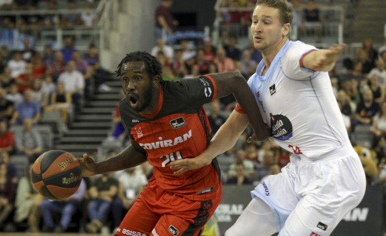 El Covirán vence gracias a un buen final en el que desapareció el Obradoiro