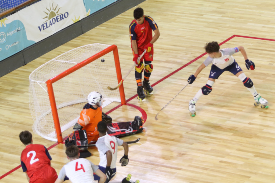 Bruno Saavedra debuta con gol en el Mundial sub-19 de hockey patines