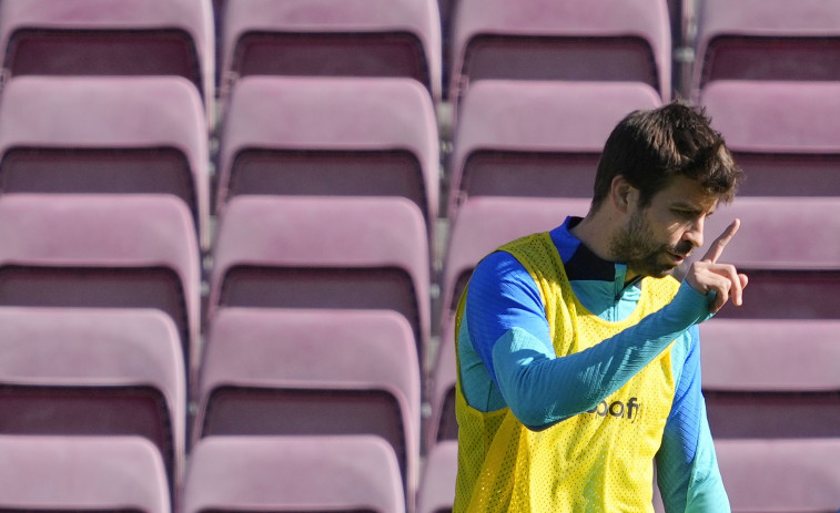 Gerard Piqué, protagonista en el entrenamiento celebrado en el Spotify Camp Nou