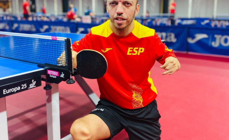 Alberto Seoane no puede con el rumano Simion